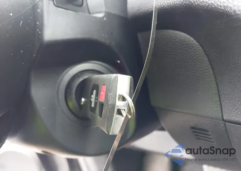 2010 Mazda Mazda3 S Sport из США, поврежденный, VIN JM1BL1S54A1100614